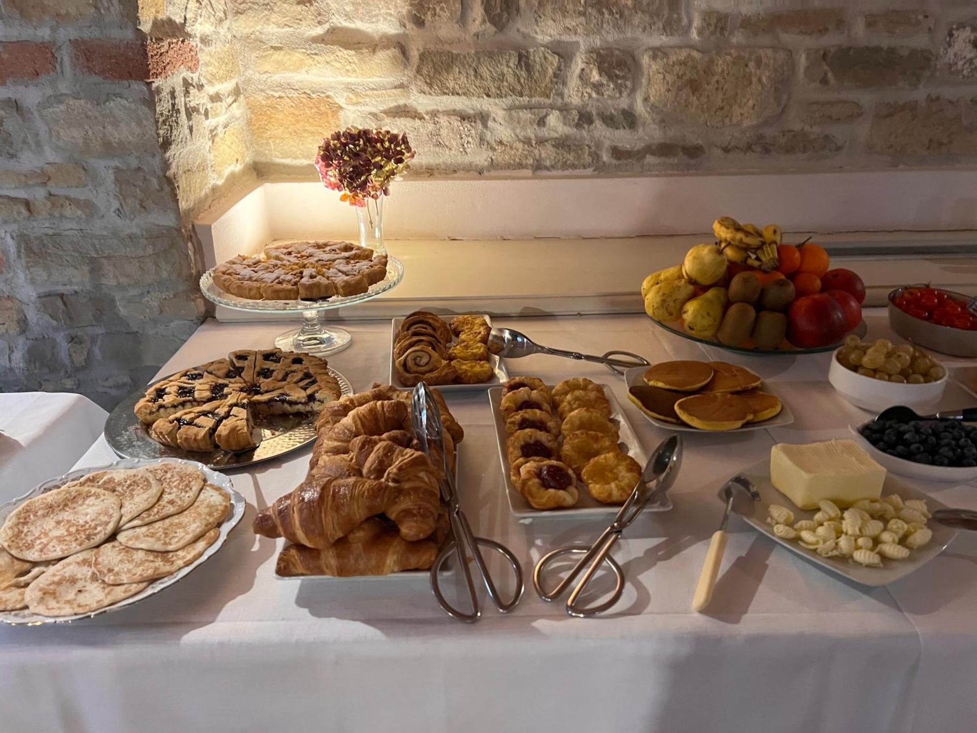 Il Castello Di Bubbio Hotel Eksteriør billede
