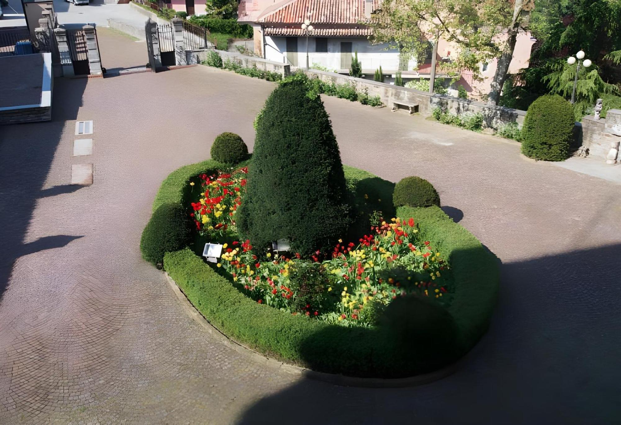 Il Castello Di Bubbio Hotel Eksteriør billede