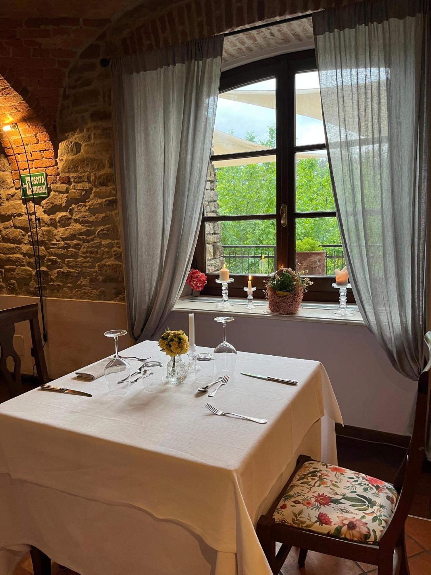 Il Castello Di Bubbio Hotel Eksteriør billede