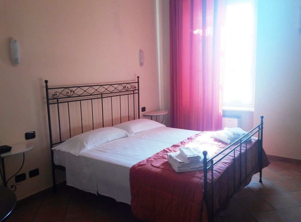 Il Castello Di Bubbio Hotel Eksteriør billede