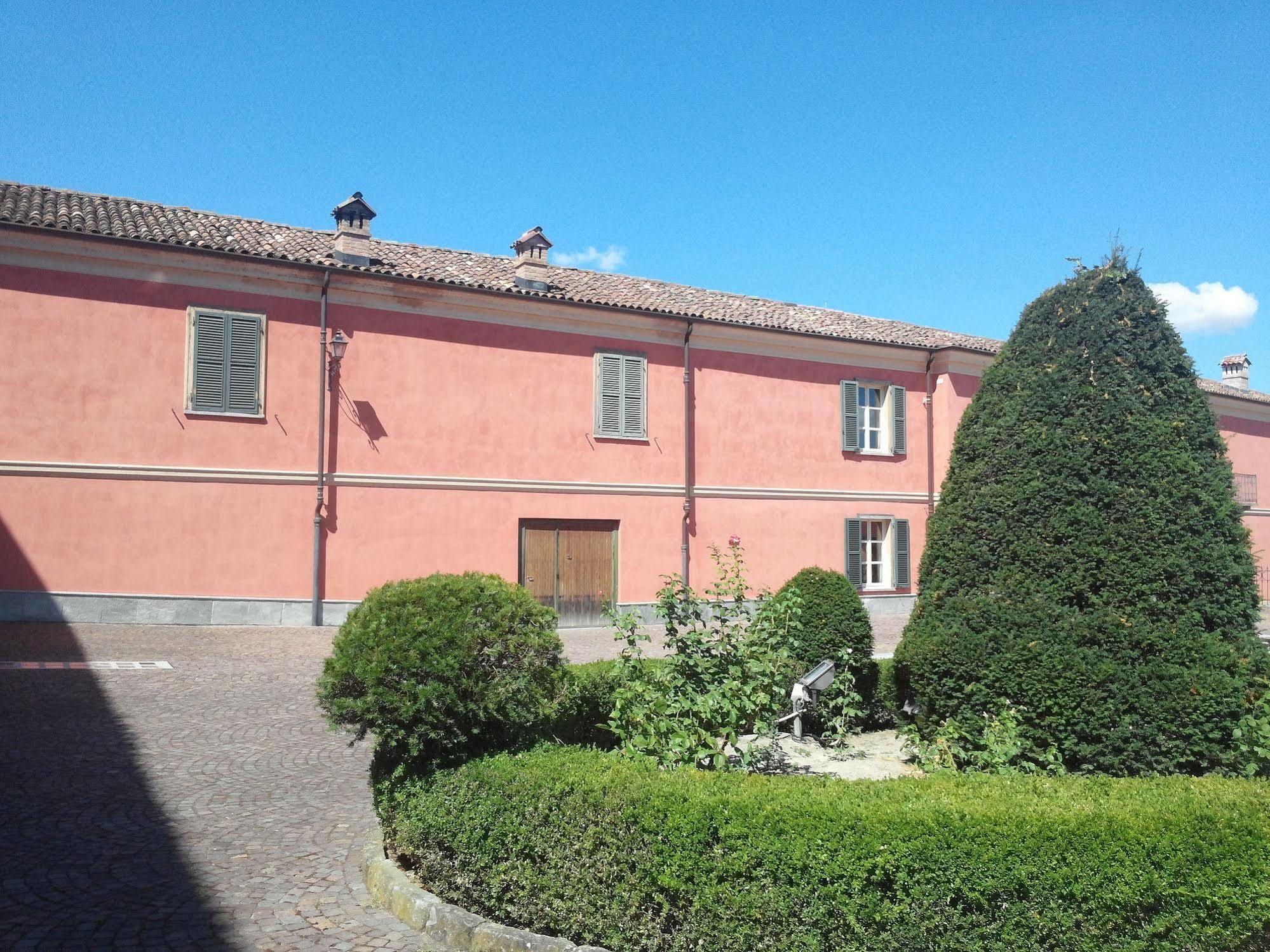 Il Castello Di Bubbio Hotel Eksteriør billede